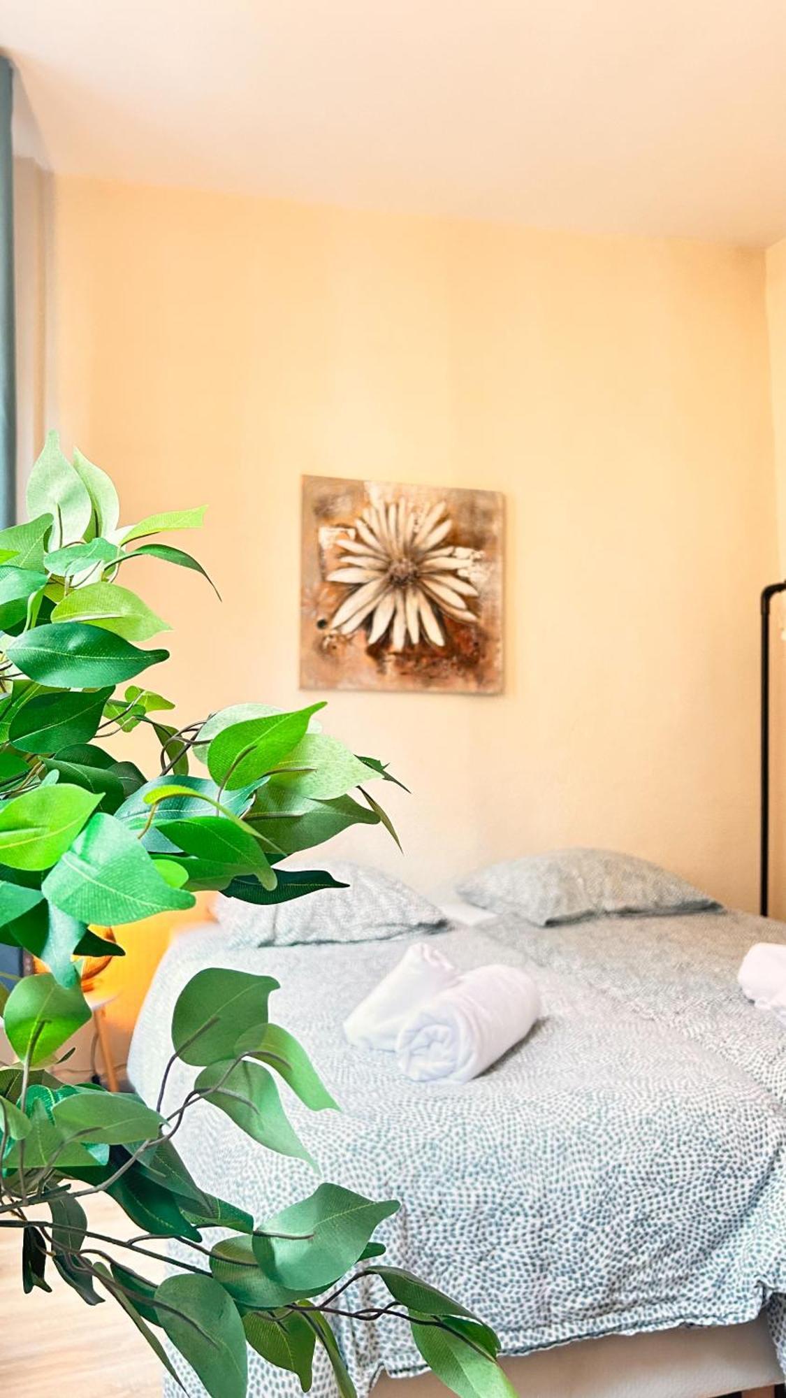 Apartamento L'Abri Douillet Montauban Exterior foto